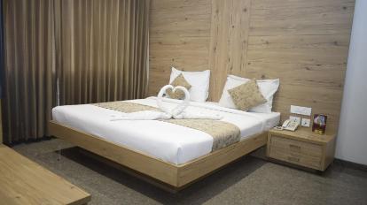 Elevate Your Stay: Serenity & Sophistication Await at Hotel Abis Grand.