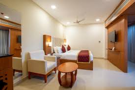 Hotel BlueMoon: Elegant Stays, Memorable Days