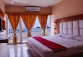 Hotel Maadhini – A Comfortable Stay with a View of the Ocean & Temples 🌊🛕