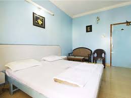 Hotel Maadhini – A Comfortable Stay with a View of the Ocean & Temples 🌊🛕