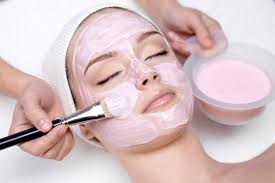 DK BEAUTY GLOW MAKEUP STUDIO & ACADEMY