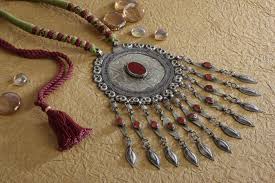 D. Bharathi Jewellers – Saibaba Colony’s Designer Gold & Silver Specialist