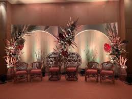 S R Decors
