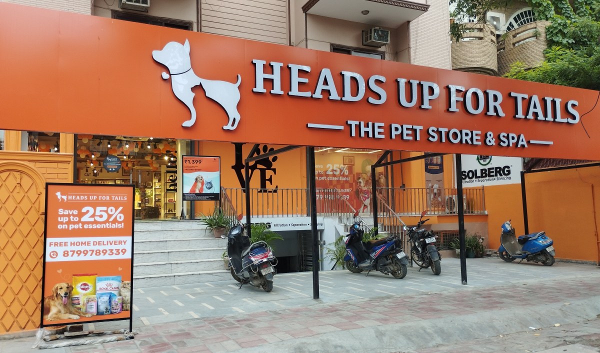 Heads Up For Tails – Premium Pet Supply & Grooming in Khan Market, Delhi