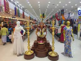 Tirunelveli Welcomes The Chennai Silks – Where Tradition Meets Style!