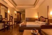 Experience Comfort & Flavor at Nahar’s Nilgiris Hotel, Ooty!