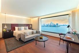 The Oberoi Mumbai – Luxe Seafront Grandeur at Nariman Point