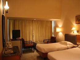 Hotel Parisutham: Poolside Serenity & Temple Heritage in Thanjavur