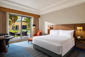 Grand Hyatt Mumbai – Luxe Haven & Urban Retreat in Santacruz East