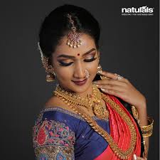 Naturals Unisex Salon