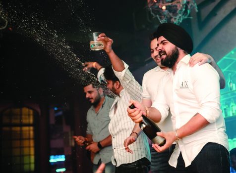 Lord of the Drinks – Goa’s Iconic Beachside Party Bar & Lounge Experience