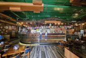 The Irish House – Mumbai’s Iconic Pub for Craft Beers, Big Bites & Live Sports Vibes 🇮🇪